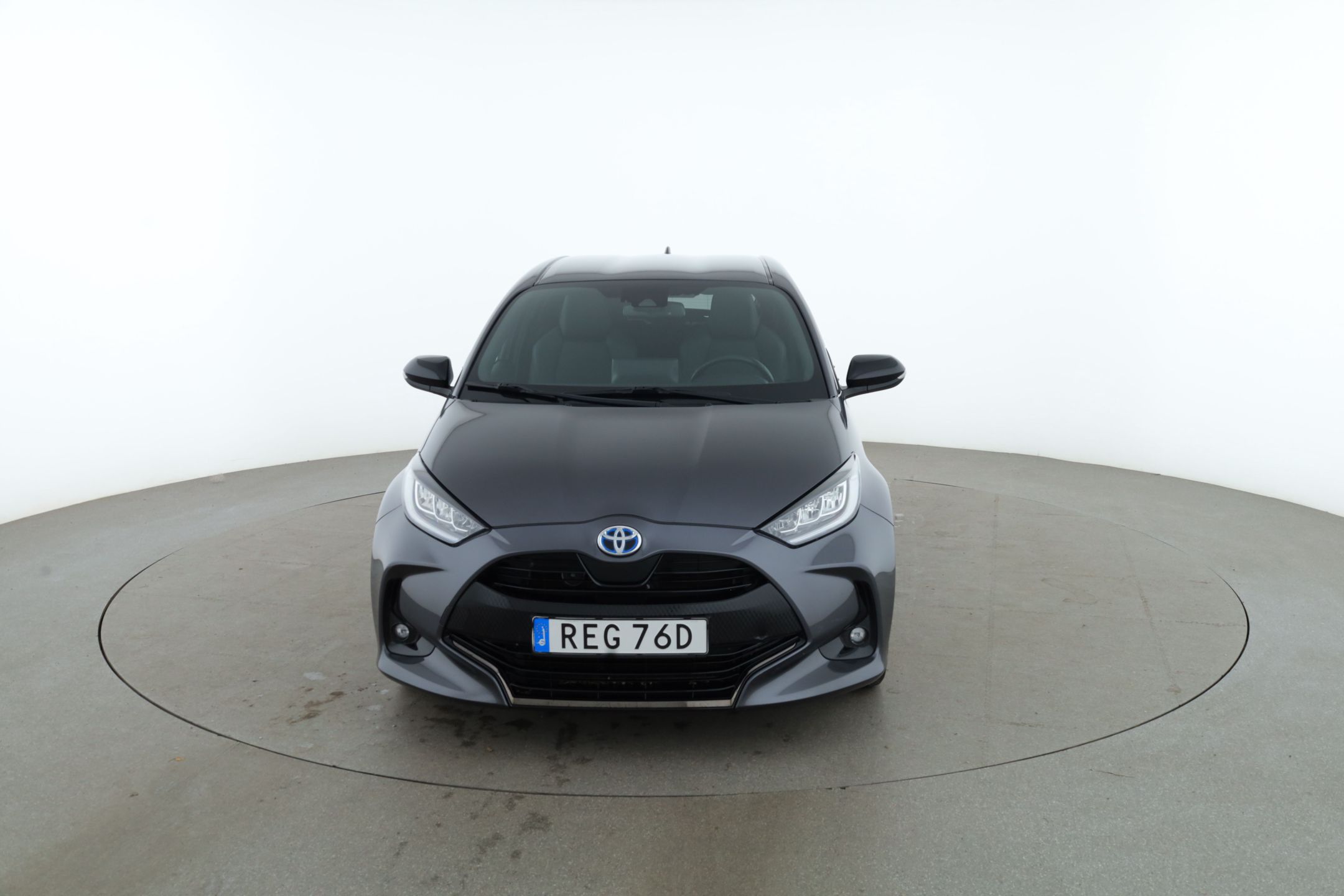 Toyota Yaris Hybrid CVT, 116hk, 2022