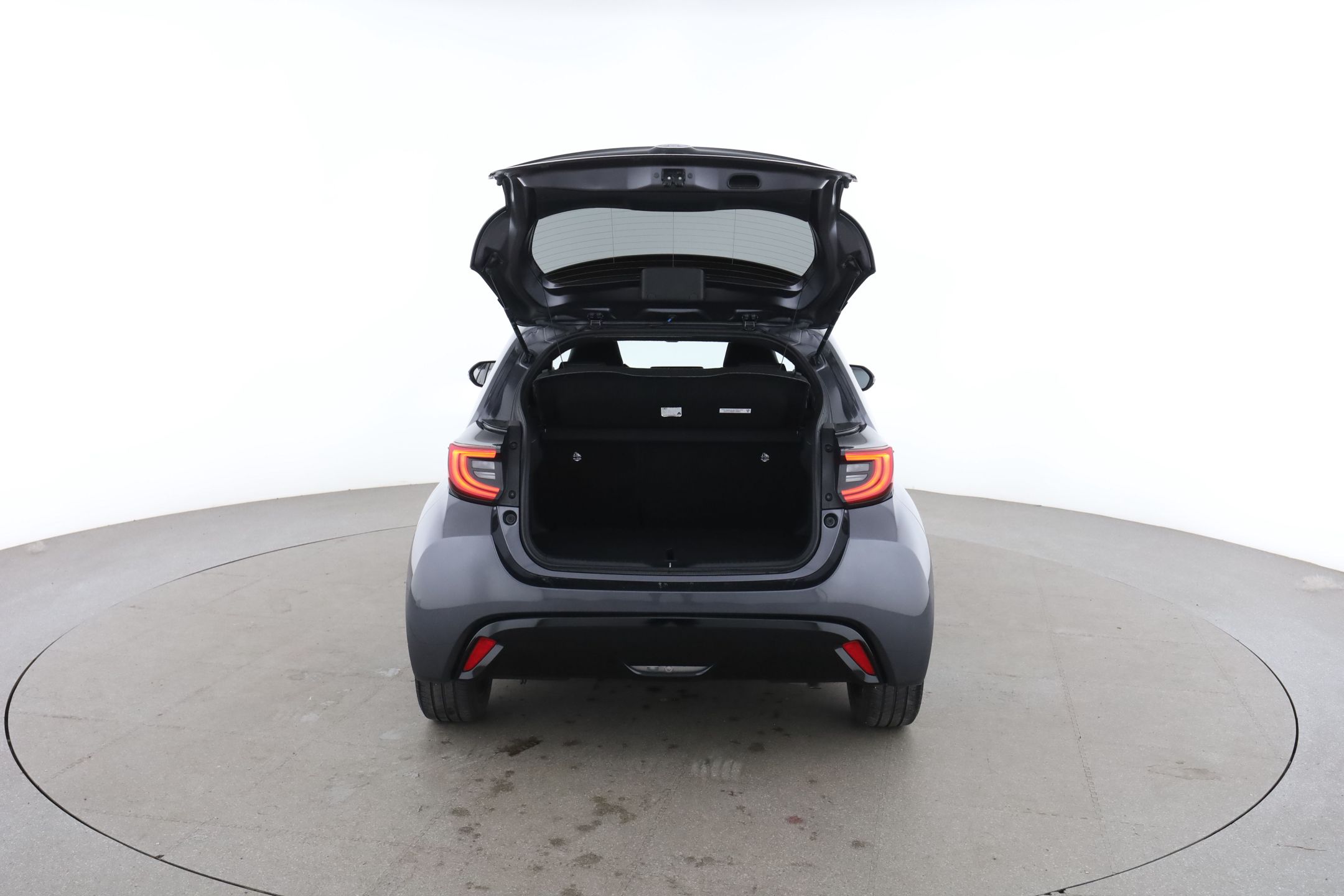 Toyota Yaris Hybrid CVT, 116hk, 2022