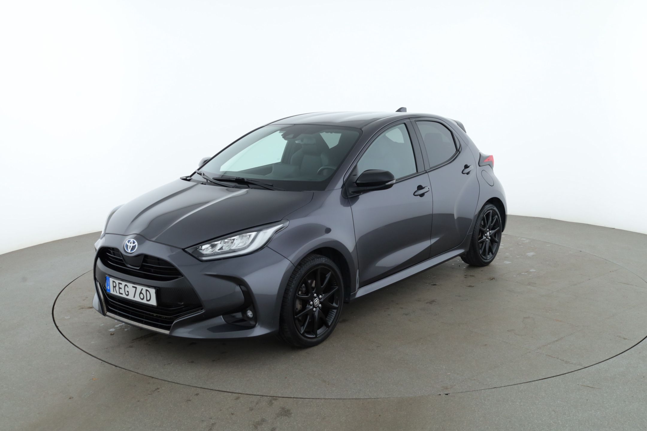 Toyota Yaris Hybrid CVT, 116hk, 2022