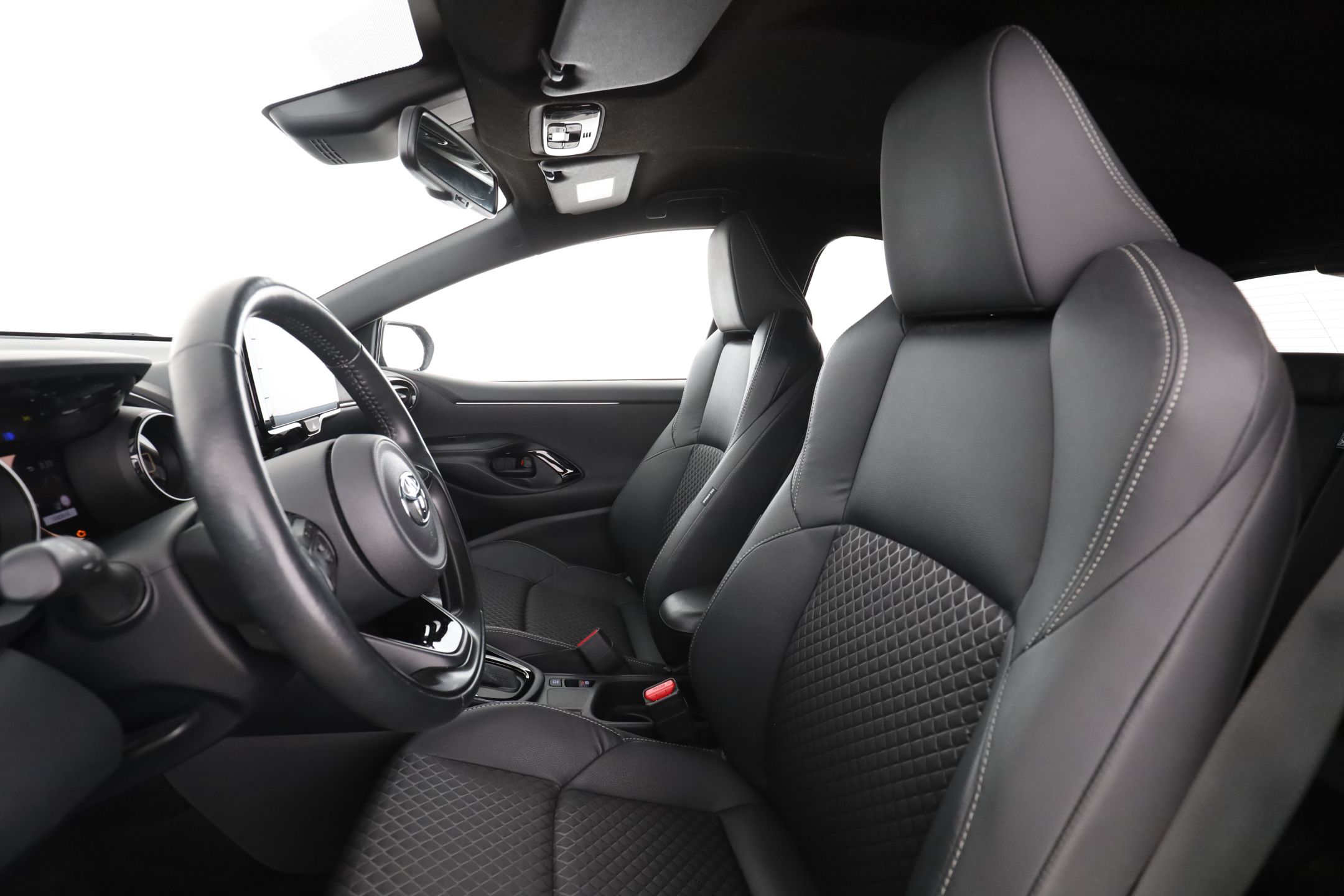 Toyota Yaris Hybrid CVT, 116hk, 2022