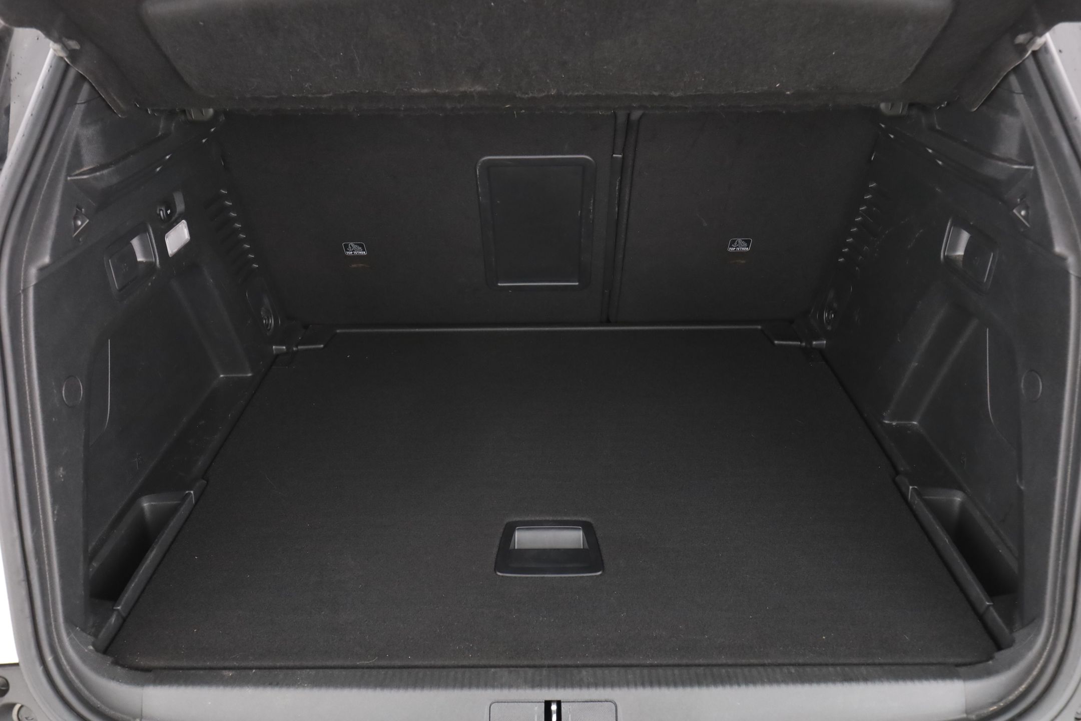 Peugeot 3008 1.2 PureTech 130 EAT, 8-trins, 131ps, 2021