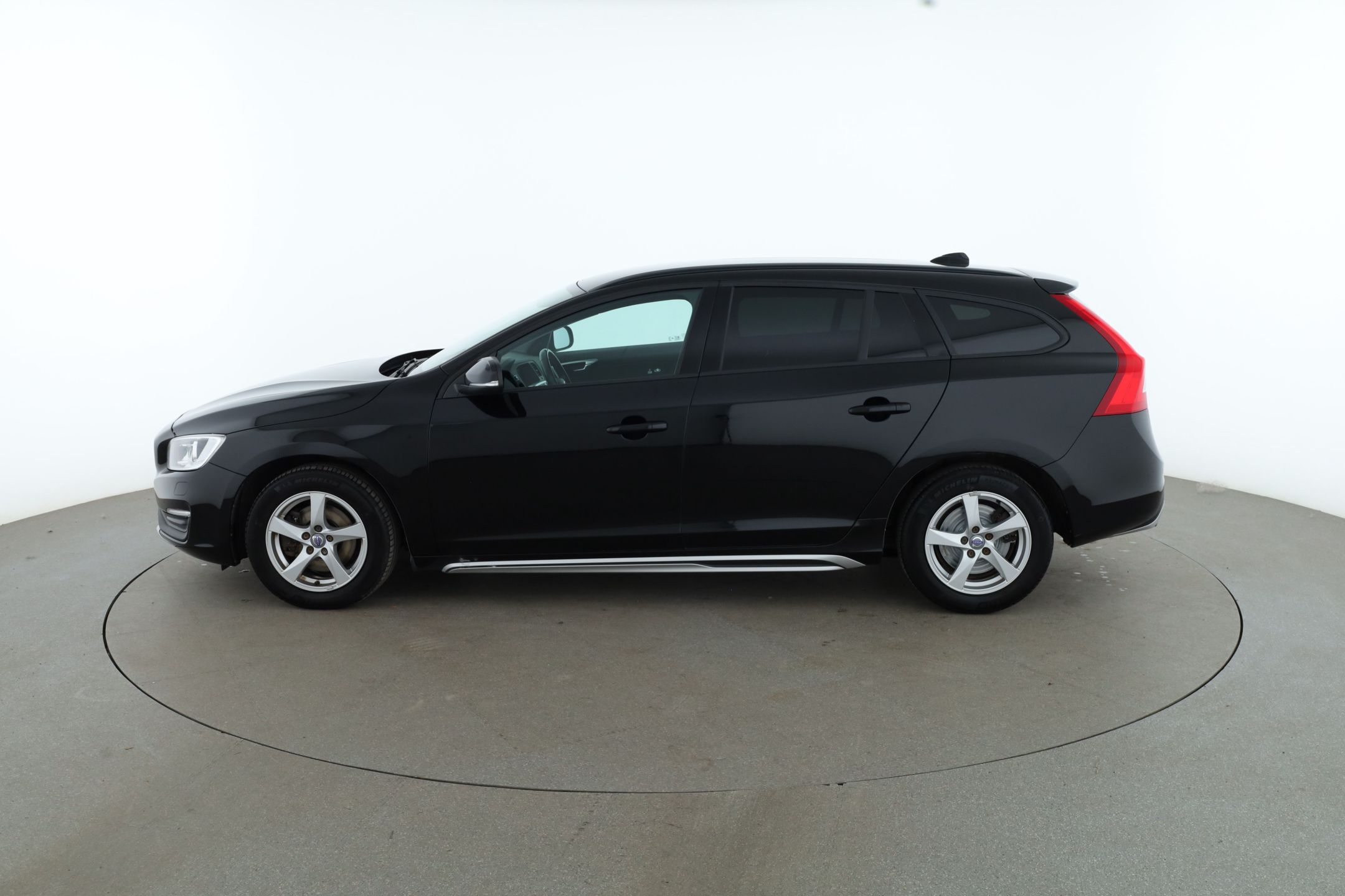 Volvo V60 T3 Manual, 6-trins, 152ps, 2017