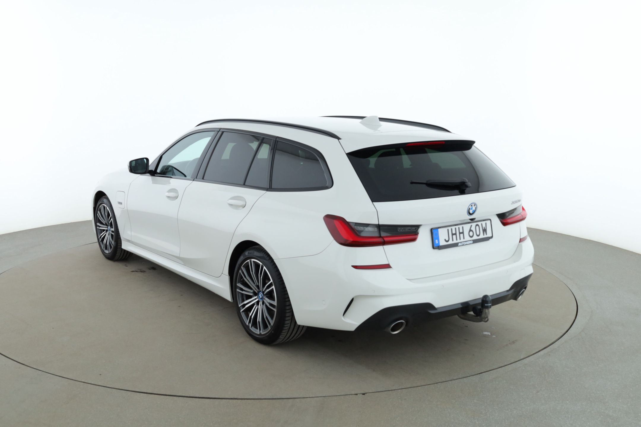 BMW 330e Touring Steptronic, 8-trins, 292ps, 2022