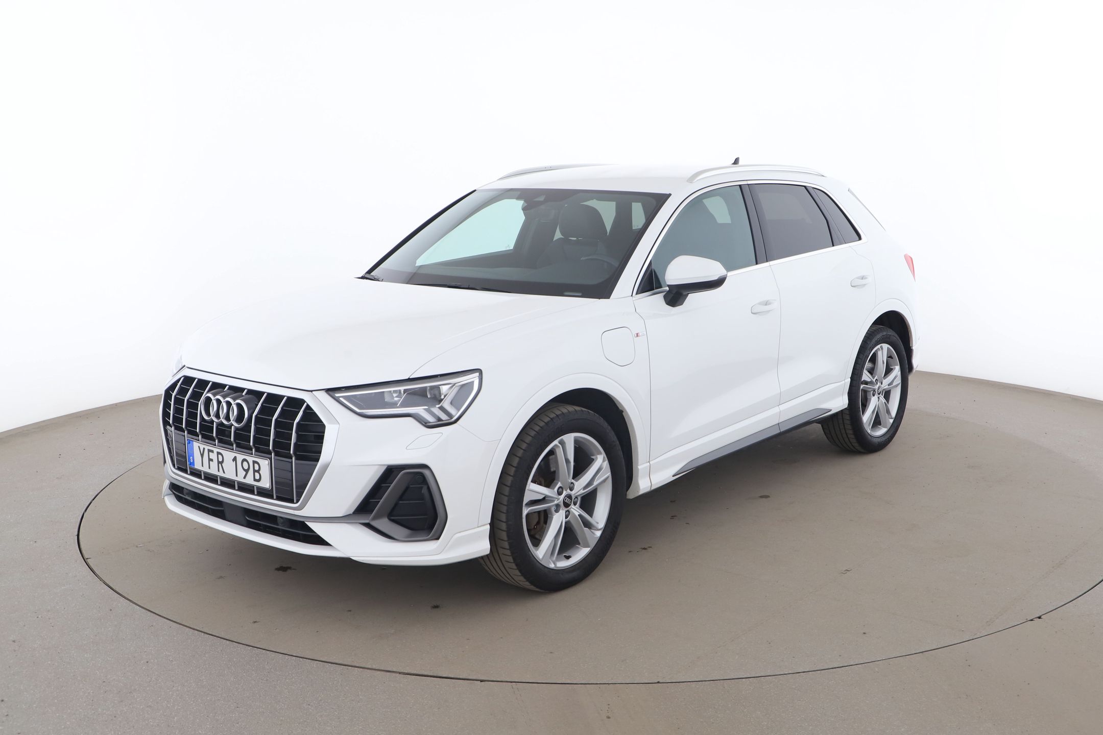 Audi Q3 45 TFSI e S Tronic, 6-trinn, 245hk, 2021