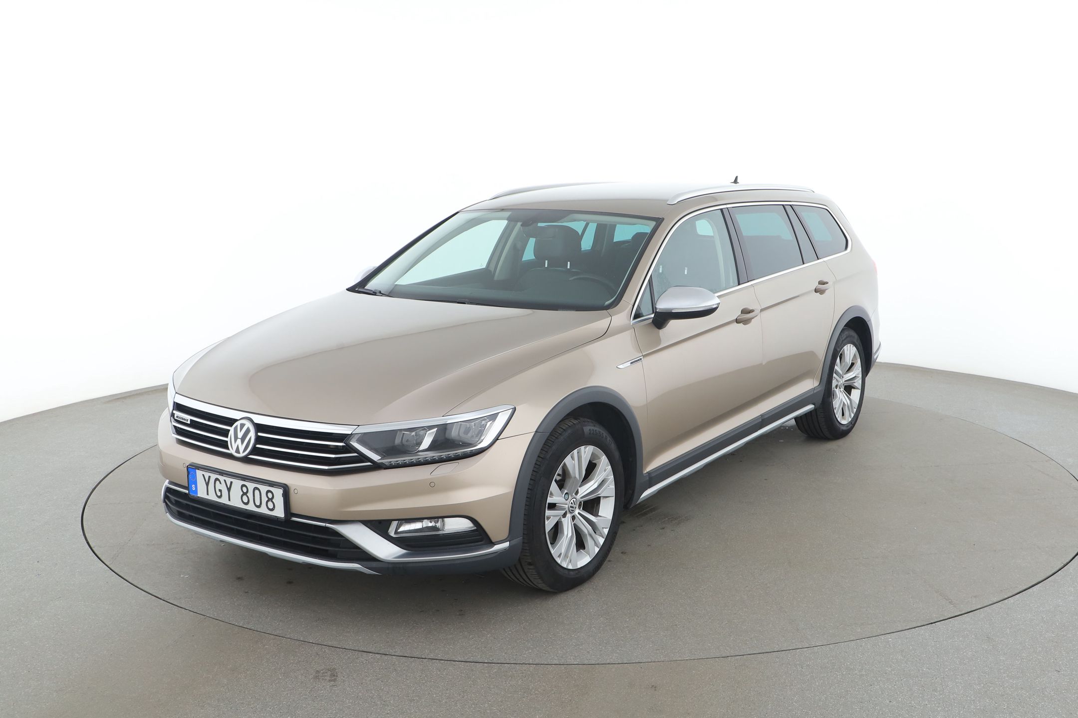 Volkswagen Passat Alltrack 2.0 TDI DPF SCR BMT 4Motion DSG Sekventiell, 190hk, 2017