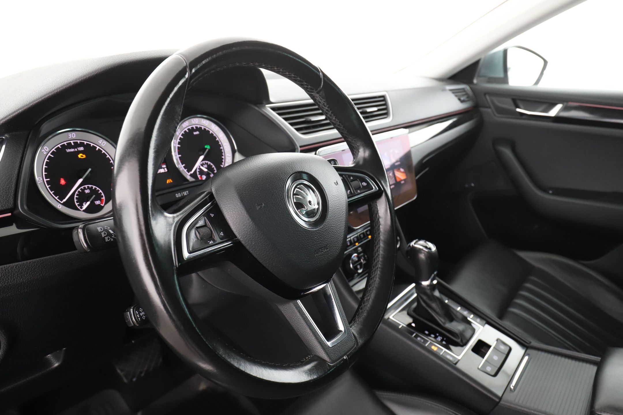 Škoda Superb Stasjonsvogn 2.0 TDI 4x4 SCR DSG sekvensiell, 7-trinn, 190hk, 2018