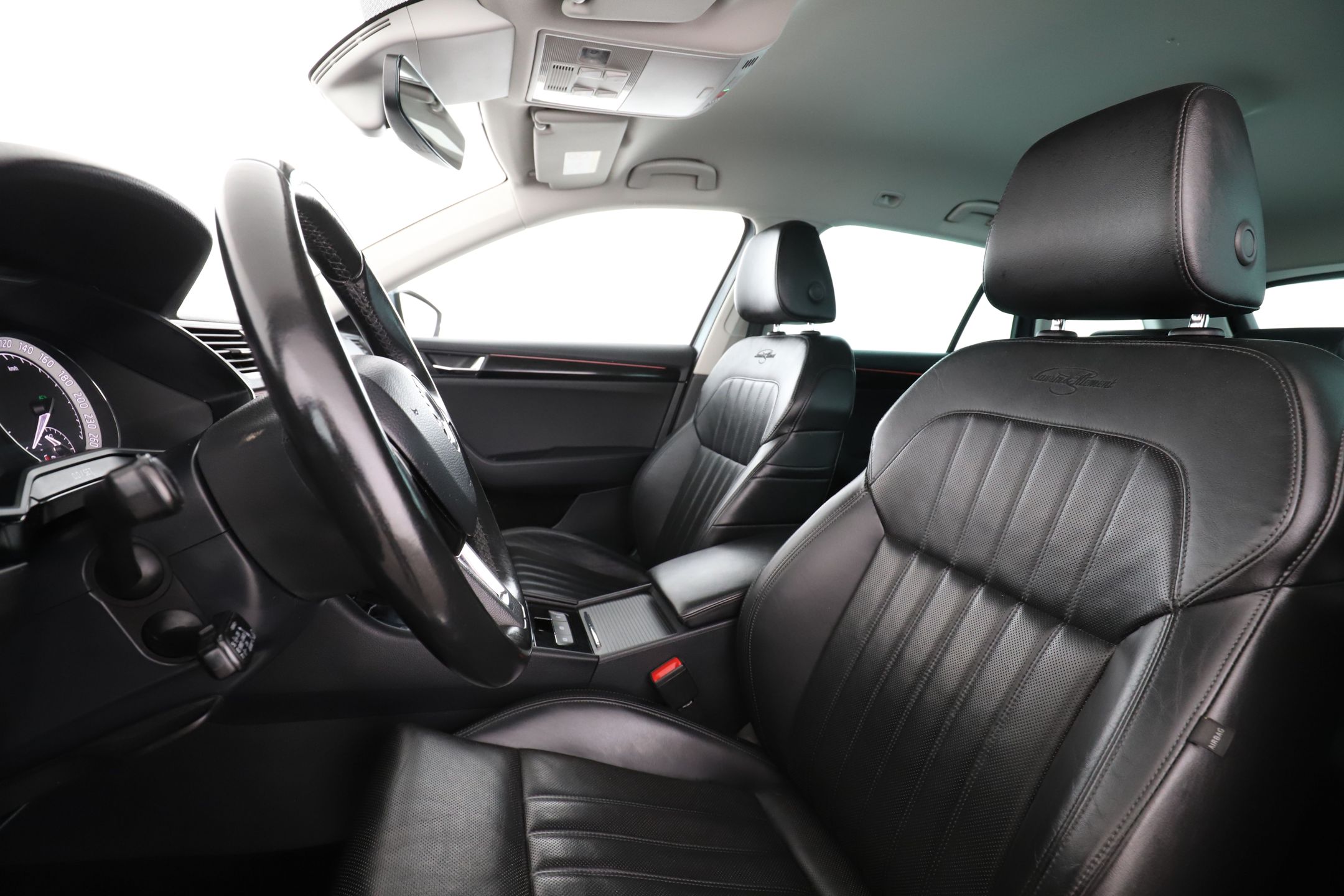 Škoda Superb Stasjonsvogn 2.0 TDI 4x4 SCR DSG sekvensiell, 7-trinn, 190hk, 2018