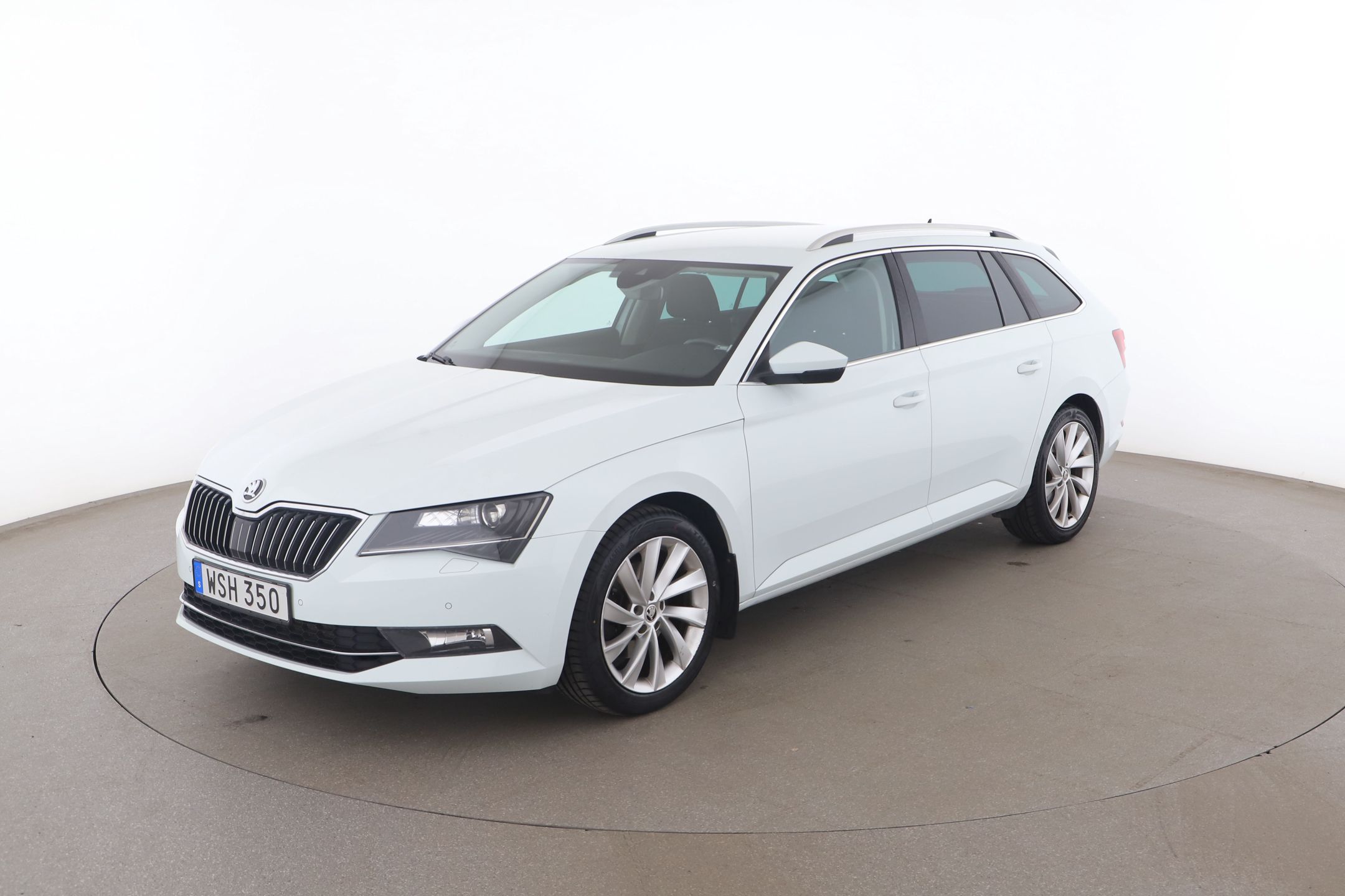 Škoda Superb Kombi 2.0 TDI DSG Sekventiell, 150hk, 2016