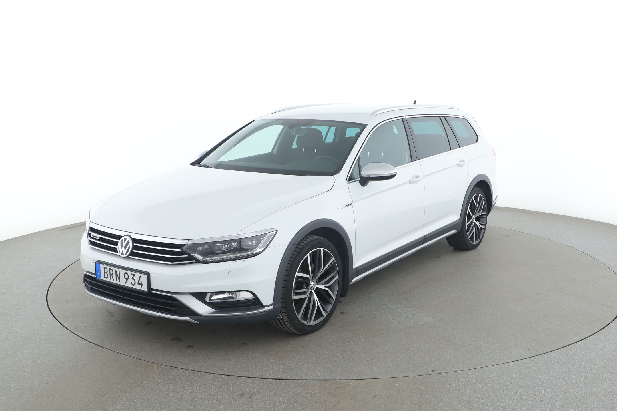 Volkswagen Passat Alltrack 2.0 TDI DPF SCR BMT 4Motion DSG Sekventiell, 190hk, 2017
