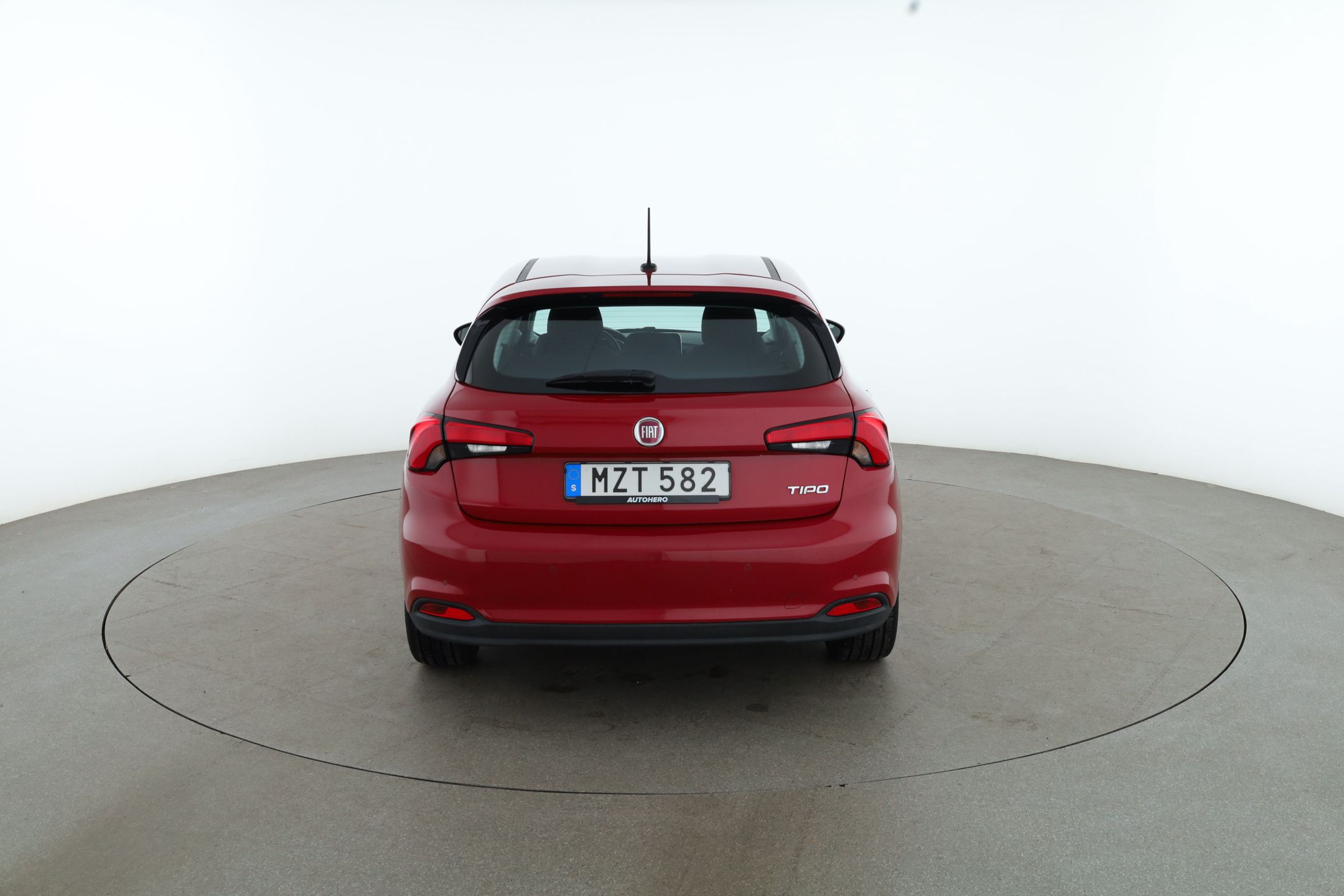 Fiat Tipo 1.6 E.Torq Automatisk, 6-trinn, 110hk, 2017