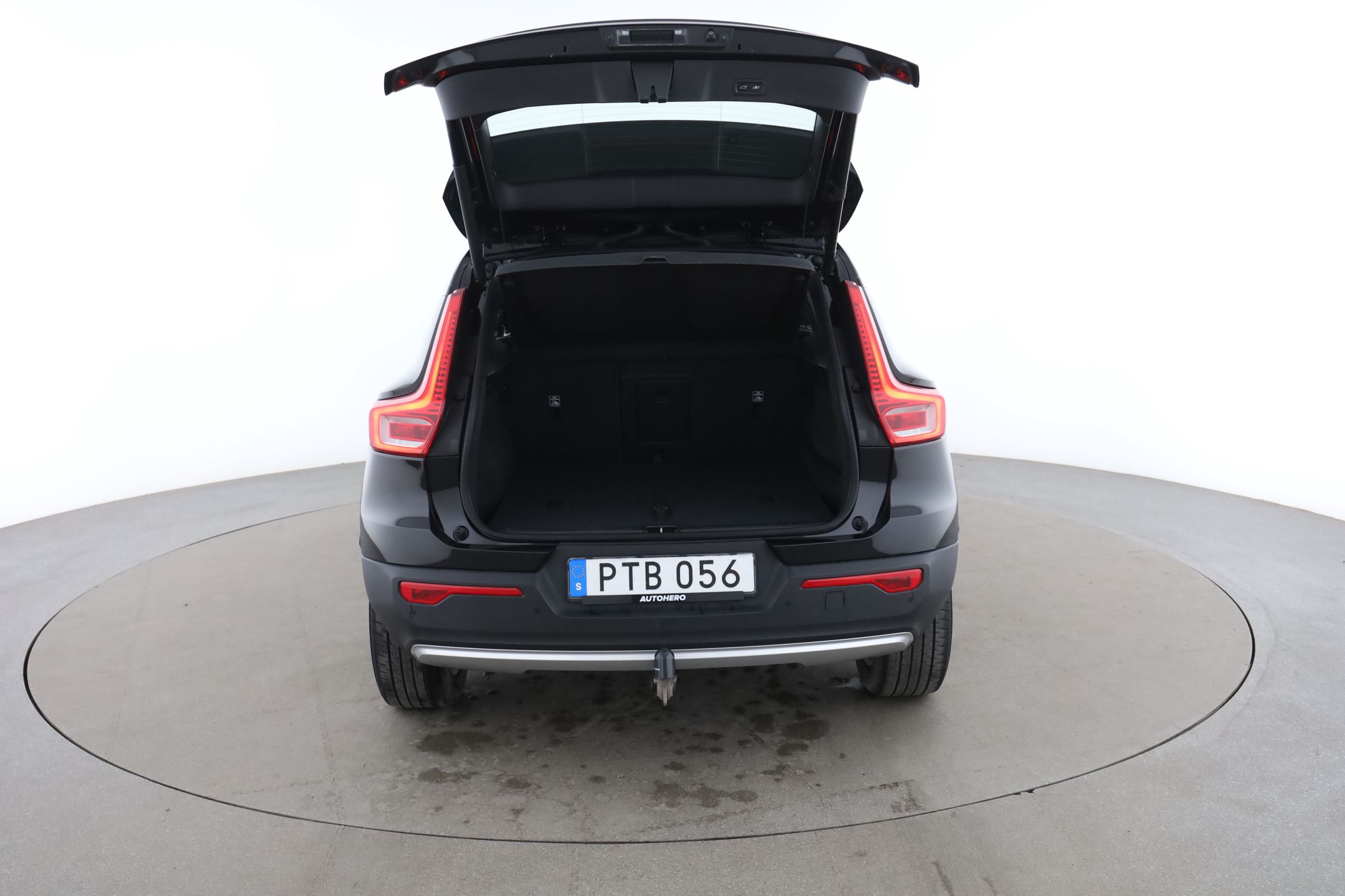 Volvo XC40 D4 AWD Geartronic, 190hp, 2018