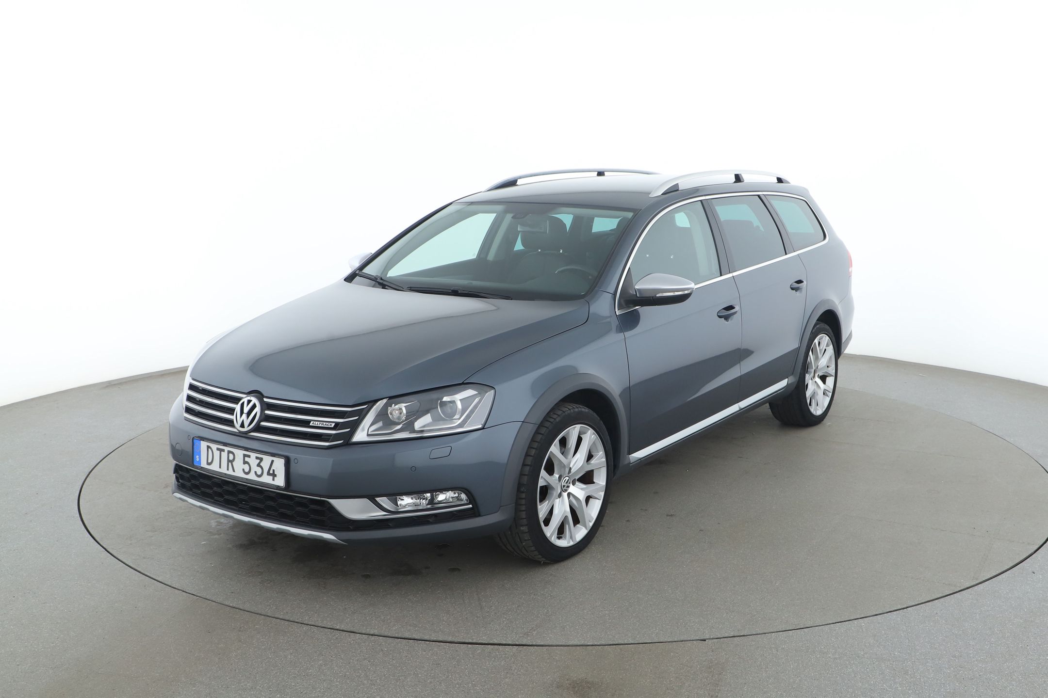 Volkswagen Passat Alltrack 2.0 TDI DPF BMT 4Motion DSG Sequential, 177hp, 2015