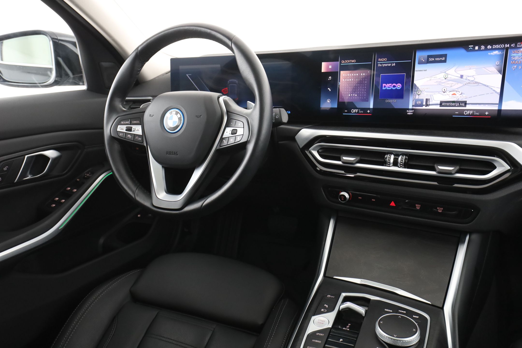 BMW 330e xDrive Touring Steptronic, 8-trins, 292ps, 2024