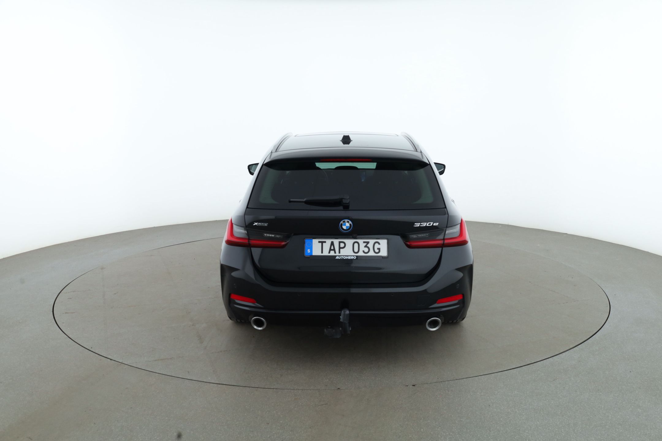 BMW 330e xDrive Touring Steptronic, 8-trins, 292ps, 2024