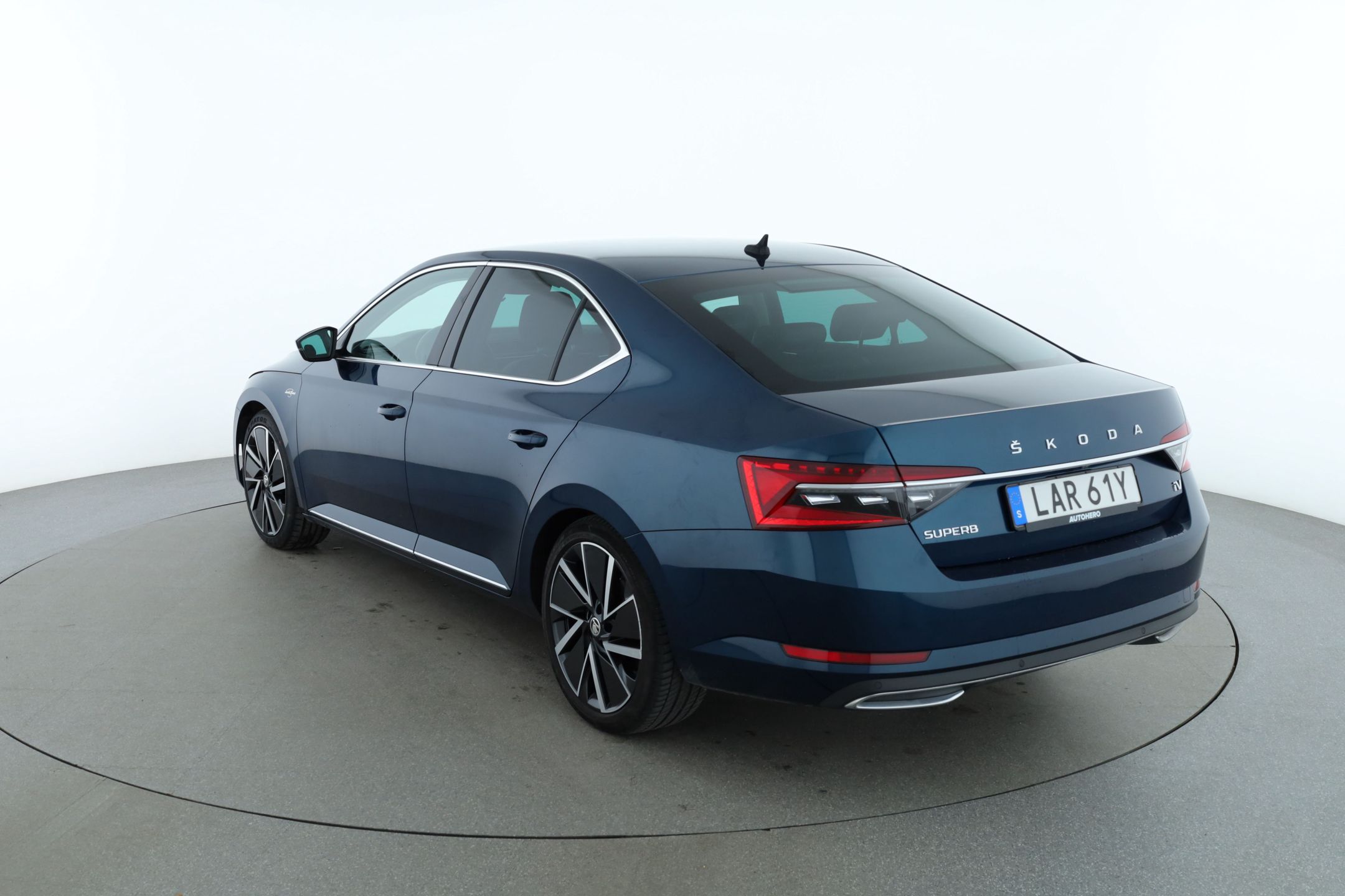 Škoda Superb iV 1.4 TSI iV DSG sekvensiell, 6-trinn, 218hk, 2020