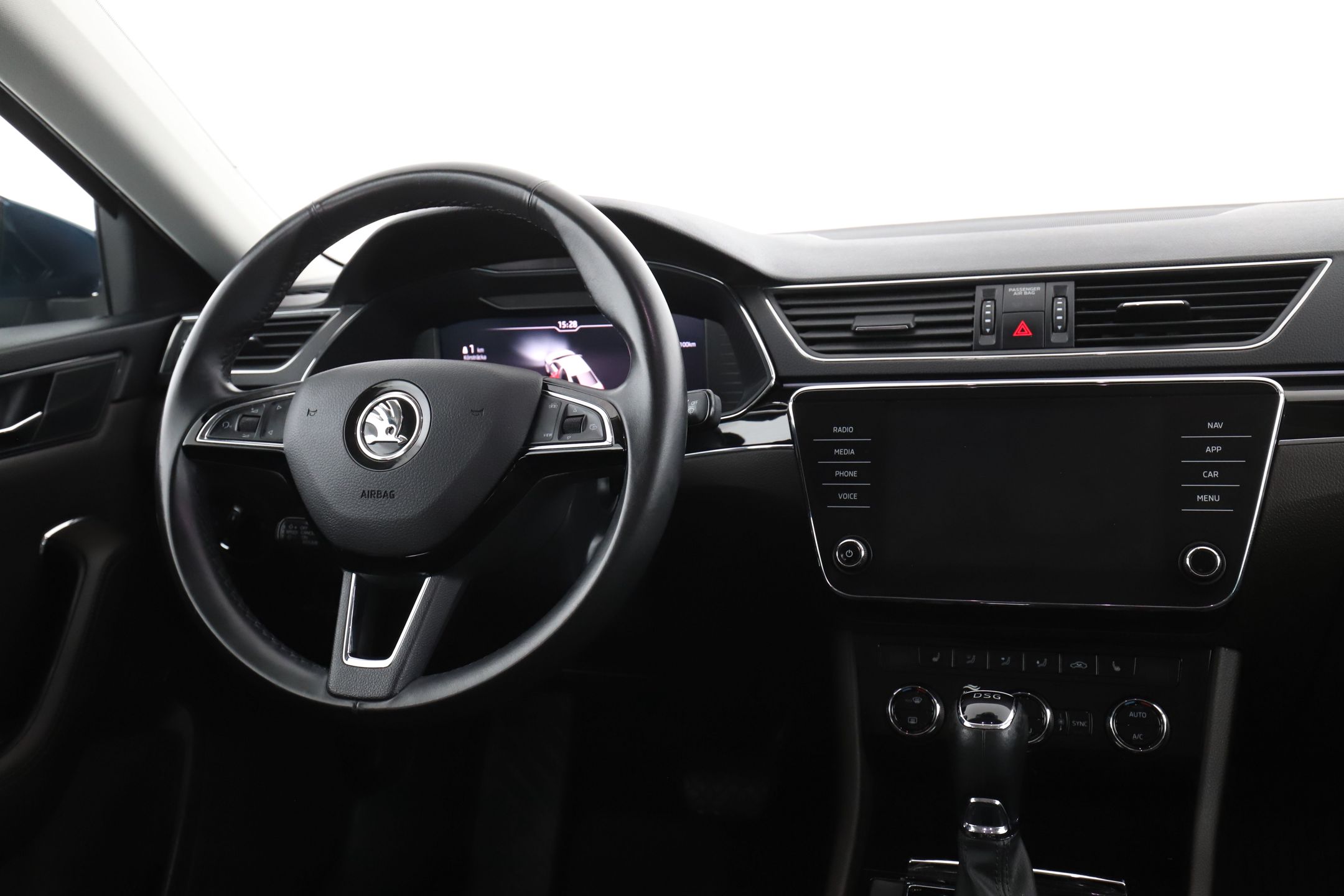 Škoda Superb iV 1.4 TSI iV DSG sekvensiell, 6-trinn, 218hk, 2020