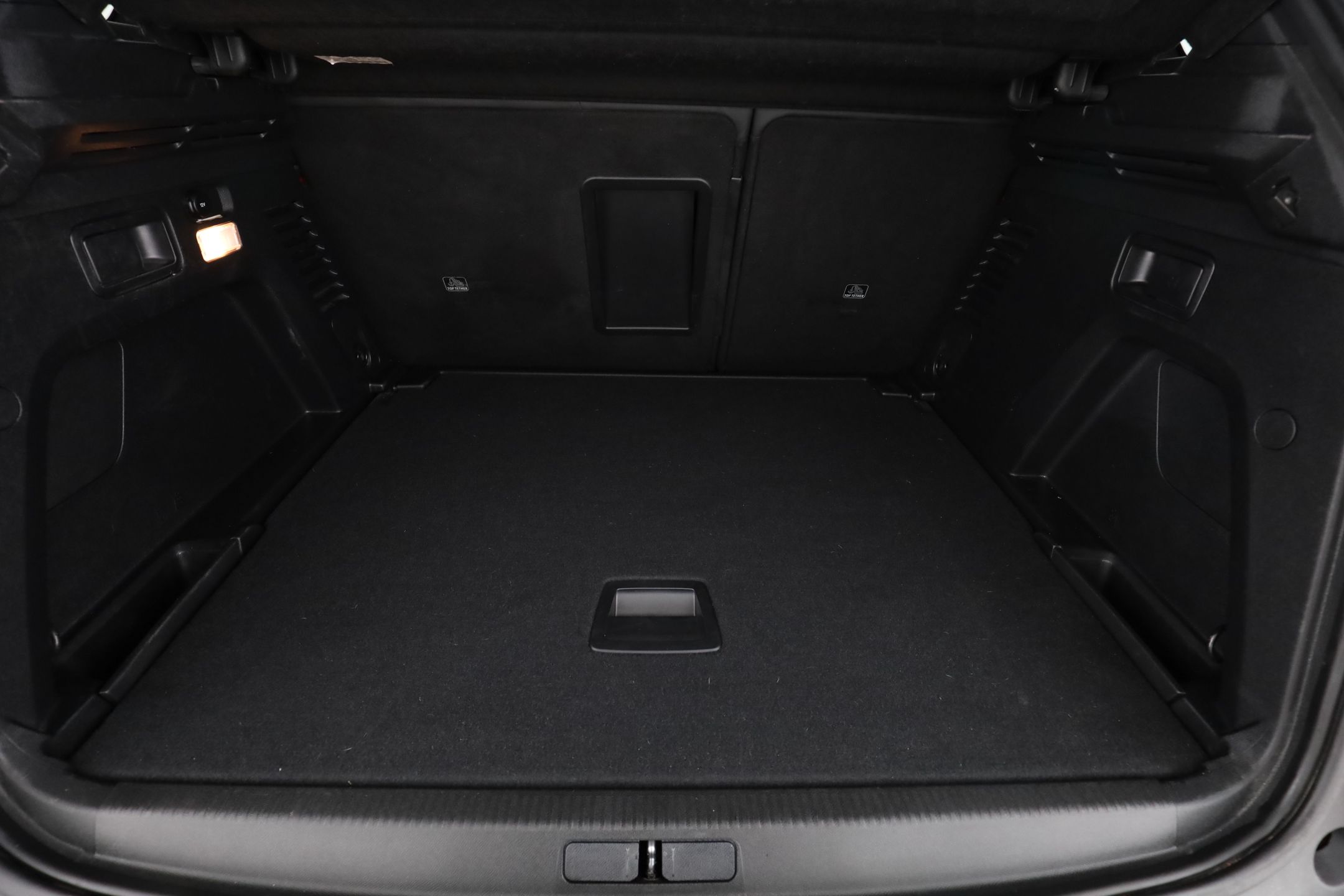 Peugeot 3008 1.2 PureTech 130 EAT, 8-trins, 131ps, 2021