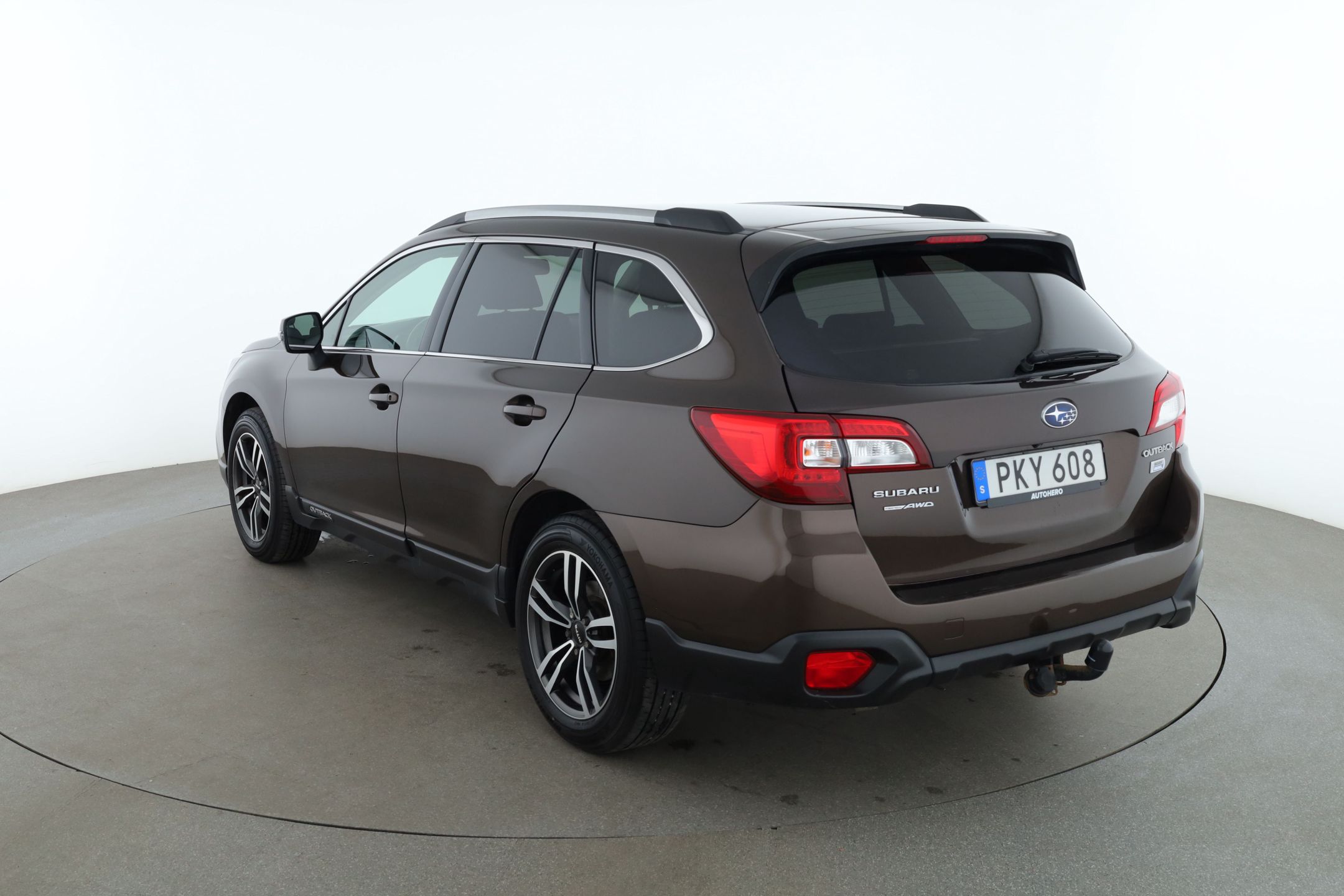 Subaru Outback 2.0 4WD Lineartronic, 150ps, 2017