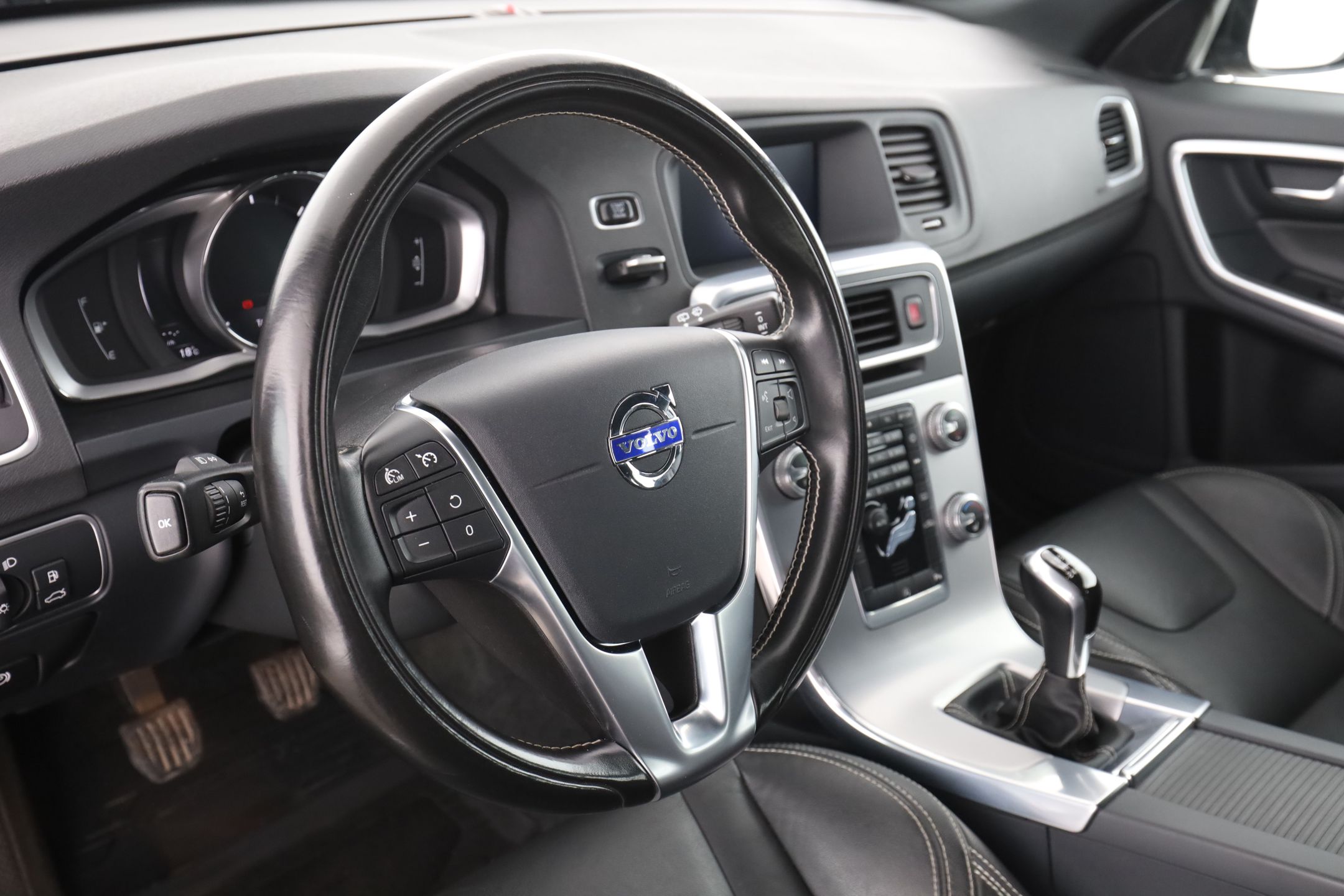 Volvo V60 D4 Manual, 190hp, 2017