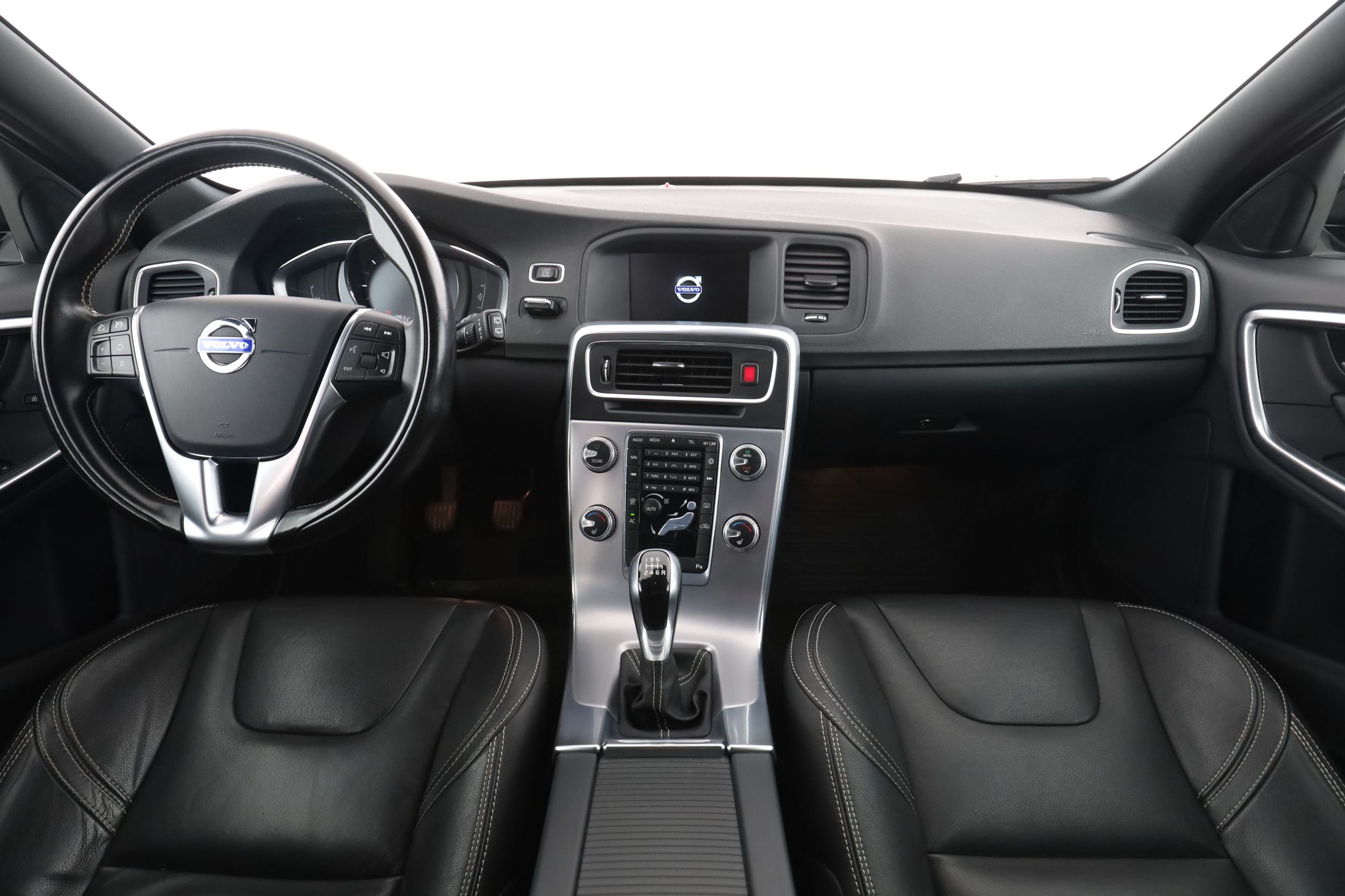 Volvo V60 D4 Manual, 190hp, 2017