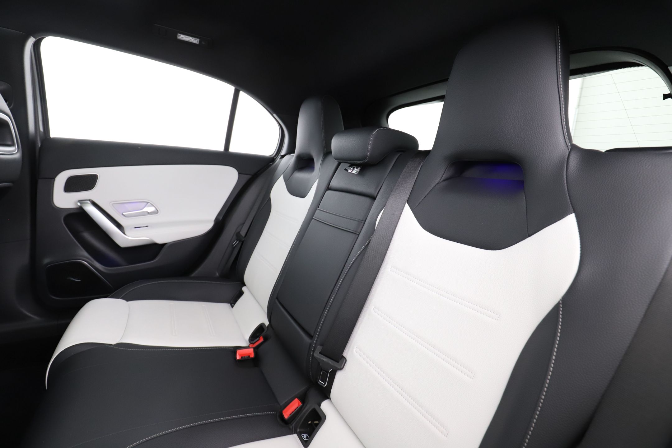 Mercedes-Benz A 250 4MATIC 7G-DCT, 224hk, 2020