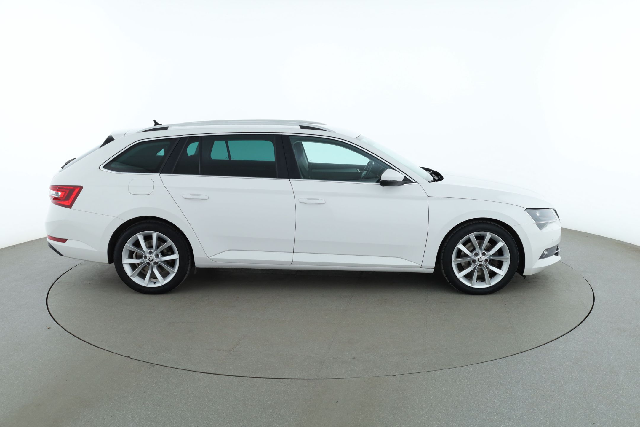 Škoda Superb Kombi 2.0 TDI 4x4 SCR DSG Sekventiell, 190hk, 2016