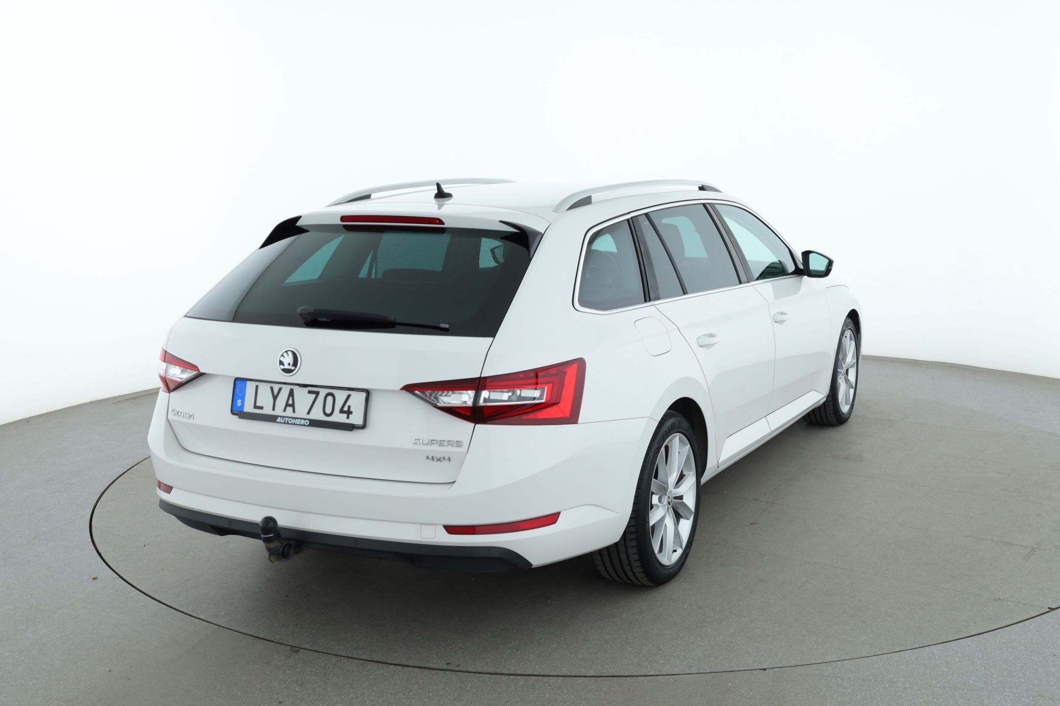 Škoda Superb Kombi 2.0 TDI 4x4 SCR DSG Sekventiell, 190hk, 2016