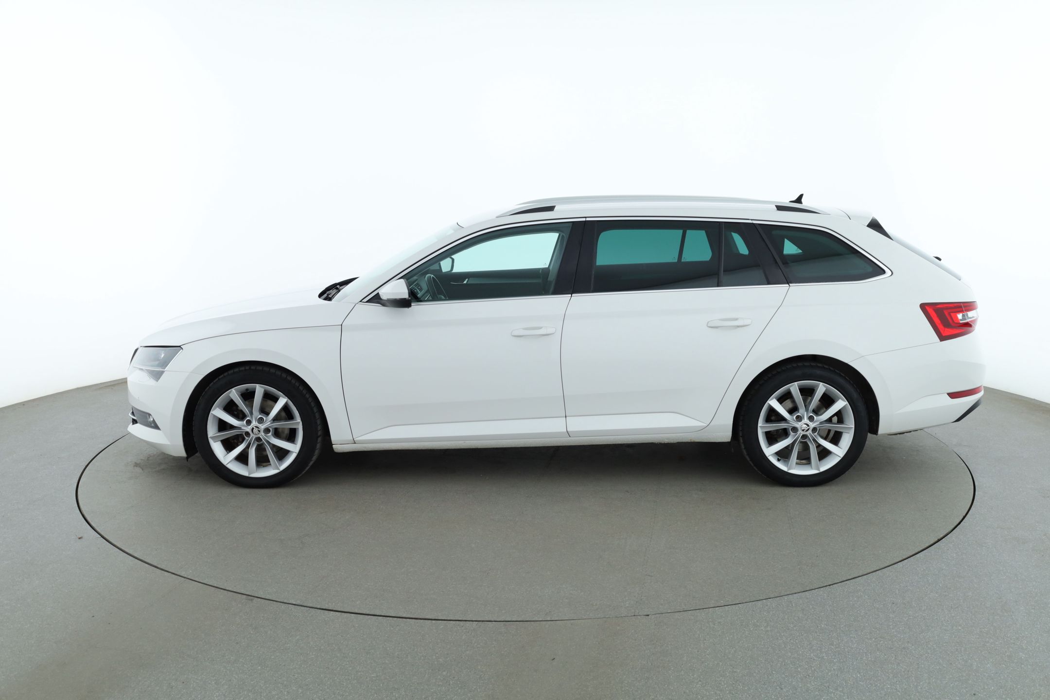 Škoda Superb Kombi 2.0 TDI 4x4 SCR DSG Sekventiell, 190hk, 2016