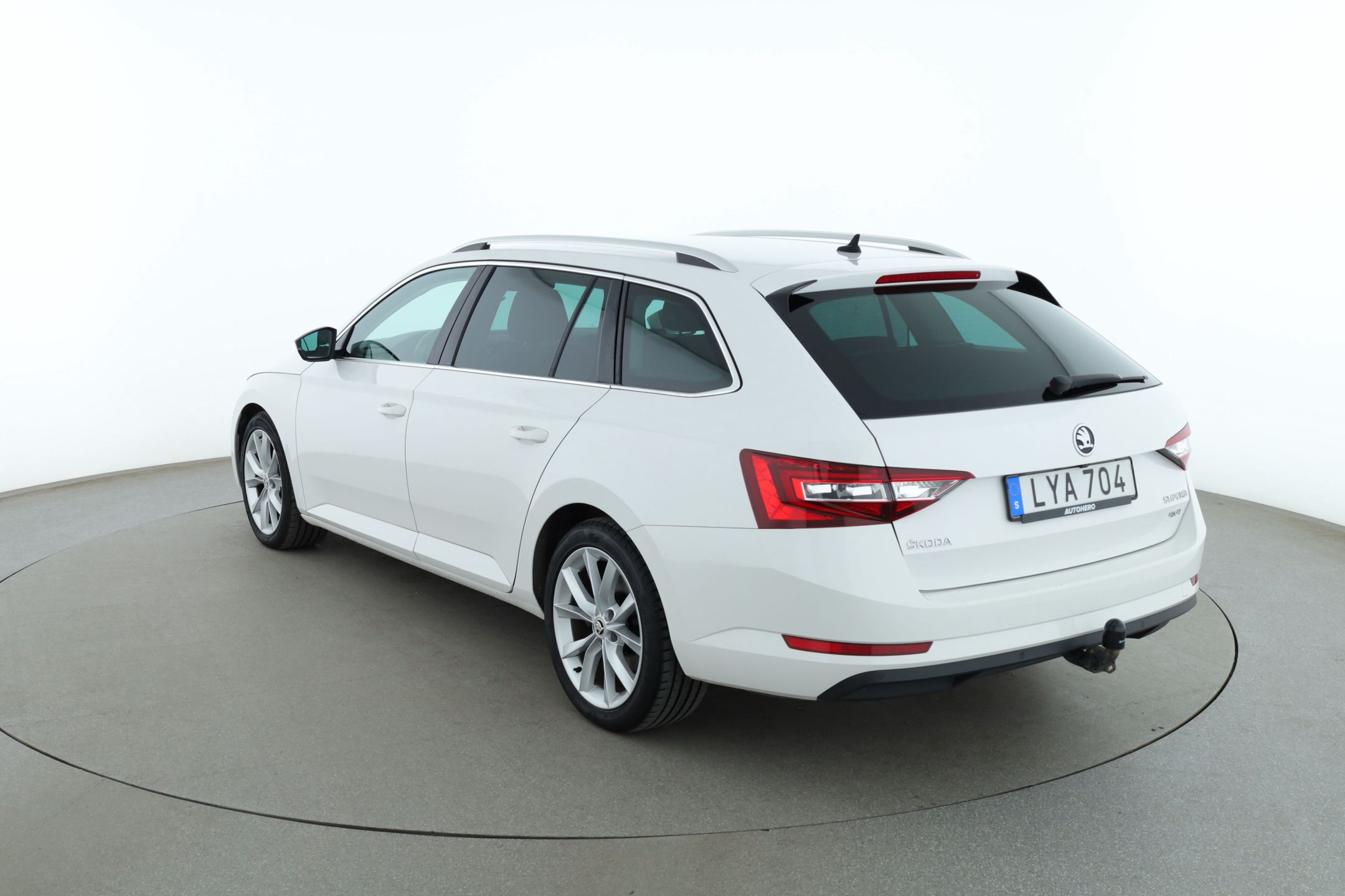 Škoda Superb Kombi 2.0 TDI 4x4 SCR DSG Sekventiell, 190hk, 2016