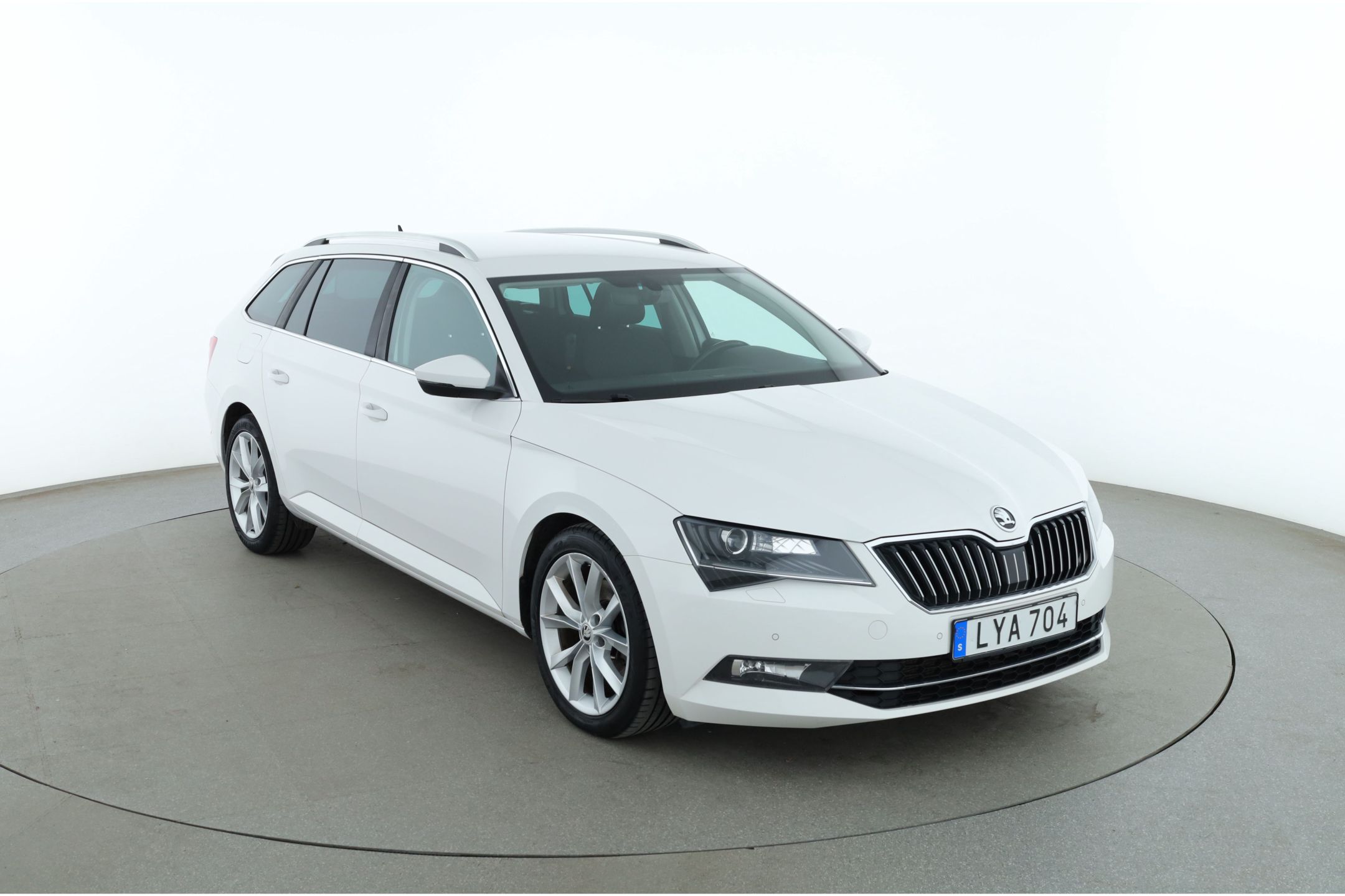 Škoda Superb Kombi 2.0 TDI 4x4 SCR DSG Sekventiell, 190hk, 2016