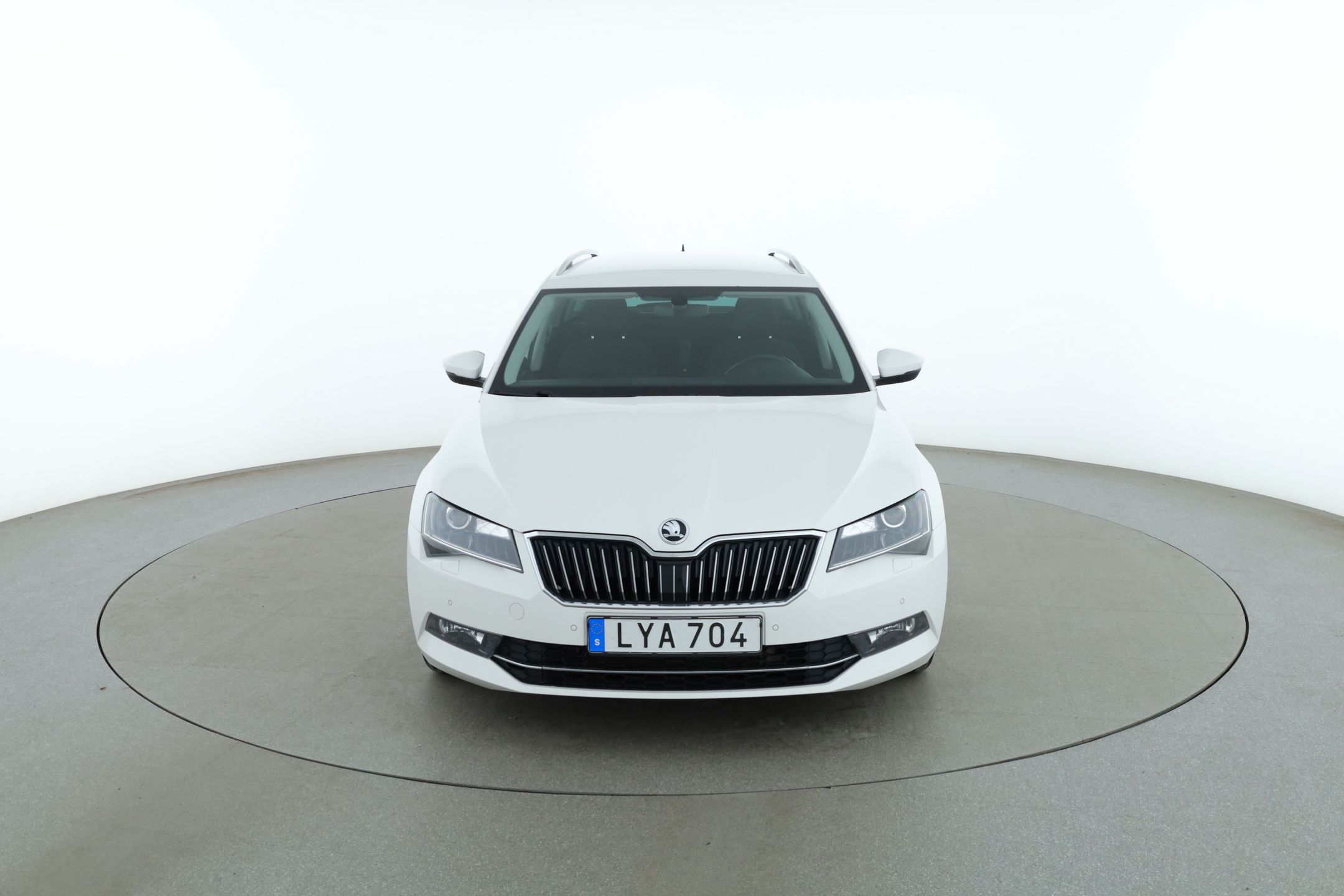 Škoda Superb Kombi 2.0 TDI 4x4 SCR DSG Sekventiell, 190hk, 2016