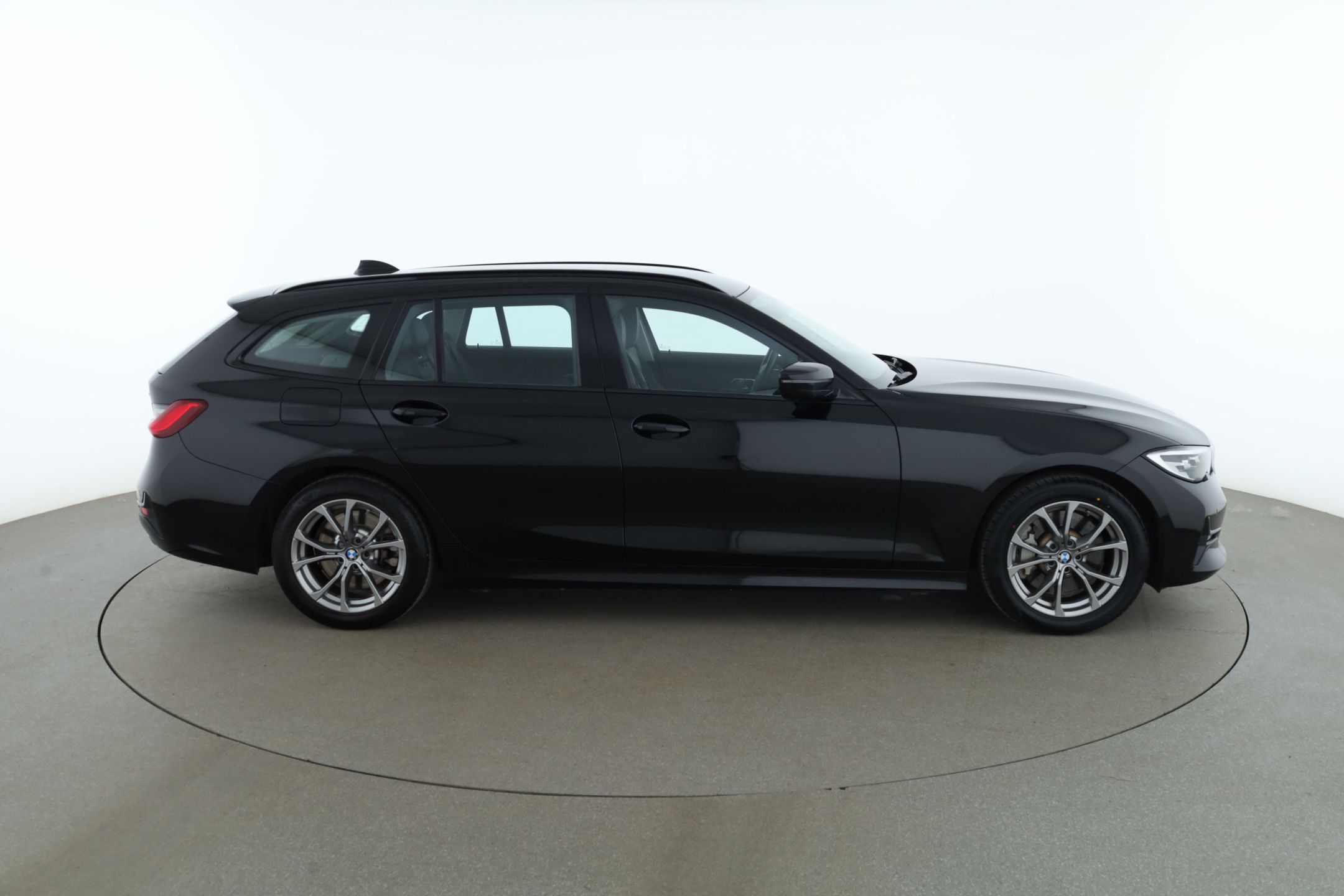 BMW 330e Touring Steptronic, 8-trins, 292ps, 2021