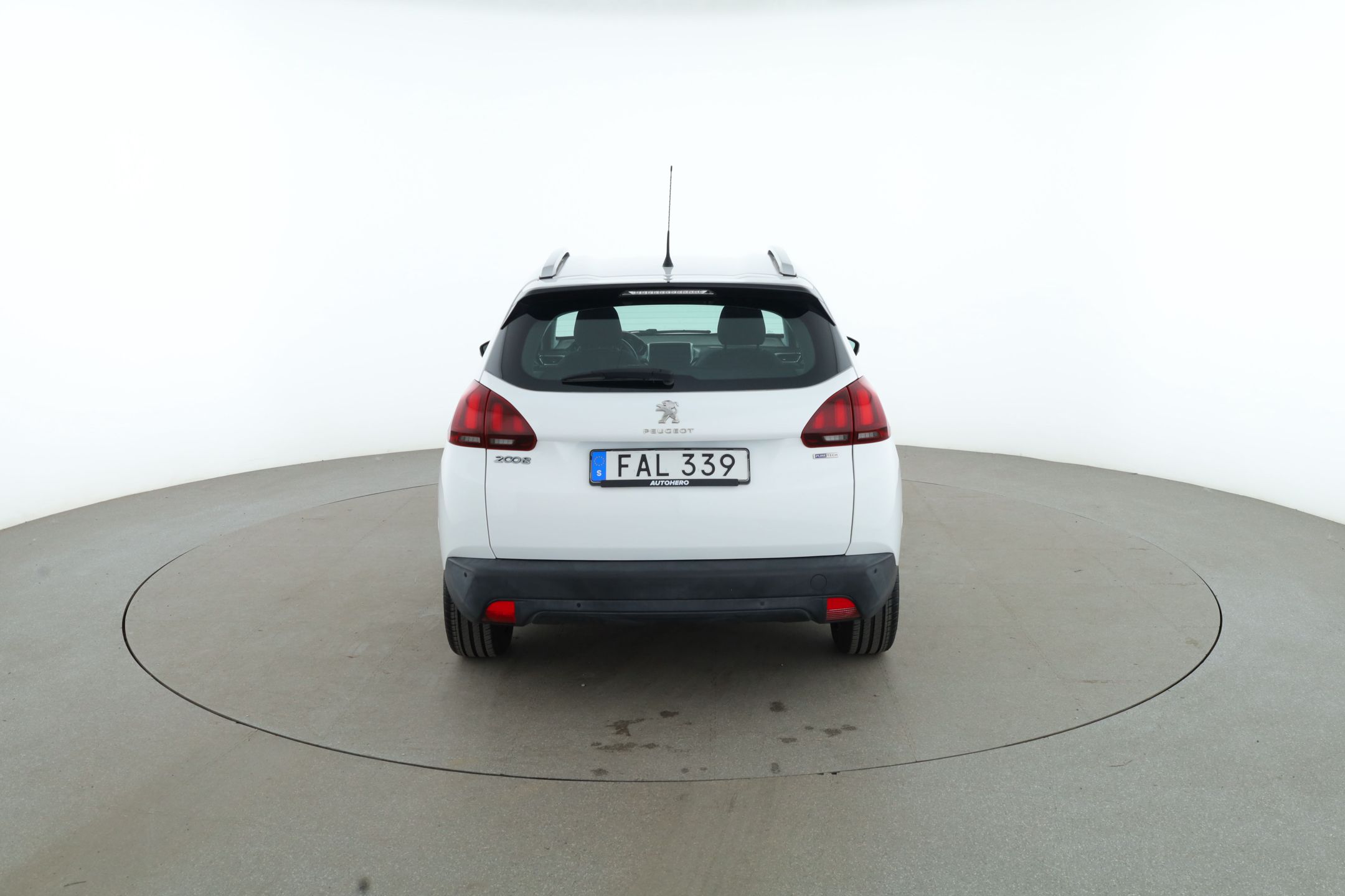 Peugeot 2008 1.2 PureTech 82 Manual, 5-trins, 82ps, 2017